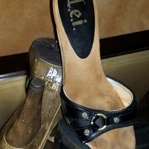 🎊🎉3/$25🎉🎊 LEI peeptoe heels